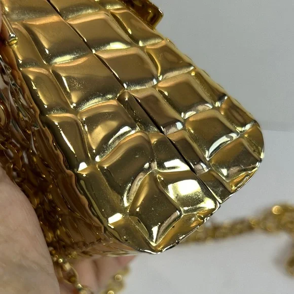 Debbie J. Palmer Vintage Gold Mini Bag with Chain and Tassel Pre-owned. - Picture 6 of 10